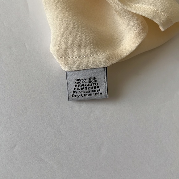 NEW Anthropologie Mise En Scene by Ruffian Mascarpone Silk Blouse SZ-4 - Picture 14 of 14